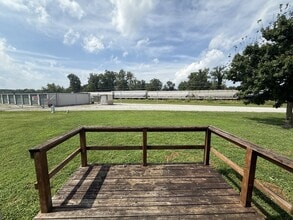 194 Hayden Pike in North Vernon, IN - Building Photo - Building Photo