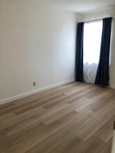 2453 Rowntree Way, Unit Ssf-R in South San Francisco, CA - Building Photo - Building Photo