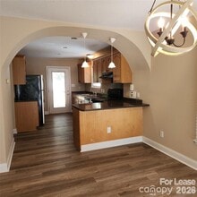 208 Chuckwood Rd in Mooresville, NC - Building Photo - Building Photo