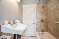 3319 Holman St photo'