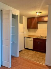 64 Burgundy Hill Ln in Middletown, CT - Building Photo - Building Photo