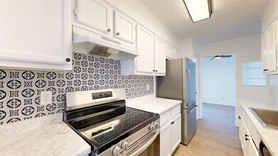 4000 Tiffany Trail in College Station, TX - Building Photo - Building Photo