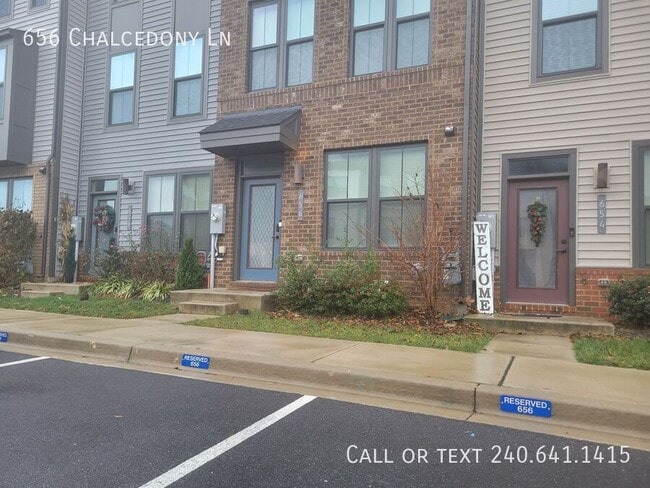 656 Chalcedony Ln in Glen Burnie, MD - Building Photo - Building Photo