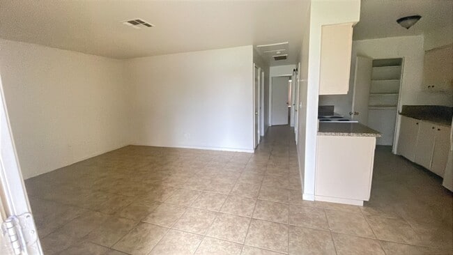 3052 W Pontiac Way in Fresno, CA - Building Photo - Building Photo