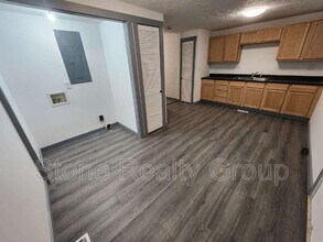 1265 E High St in Rockville, IN - Building Photo - Building Photo