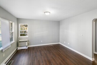 522 W Lawn St in Bradley, IL - Building Photo - Building Photo