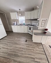 200 N 28th St in Fairfield, IA - Foto de edificio - Building Photo