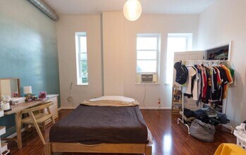 2115 St Paul St in Baltimore, MD - Building Photo - Building Photo