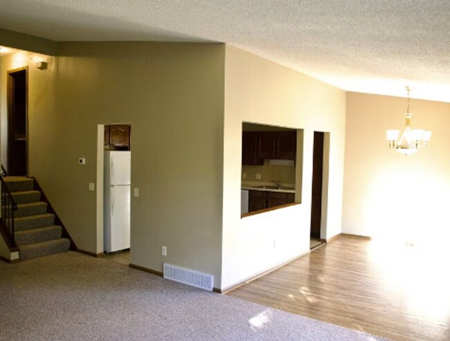 8016-8020 Zane Ave N in Minneapolis, MN - Building Photo - Building Photo