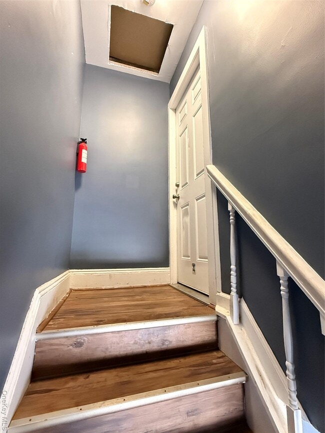 136 Fairview Blvd in Hempstead, NY - Building Photo - Building Photo