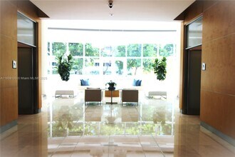 2101 Brickell Ave in Miami, FL - Building Photo - Building Photo