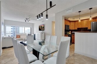 1980 S Ocean Dr, Unit 7J in Hallandale Beach, FL - Foto de edificio - Building Photo