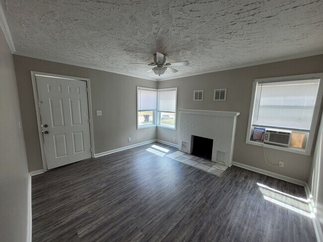 property at 2007 N Estelle St