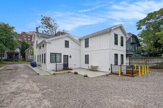 511 E Ann St in Ann Arbor, MI - Building Photo - Building Photo