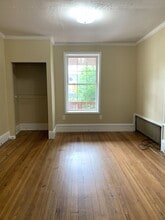 221 Philadelphia Ave in Waynesboro, PA - Building Photo - Building Photo