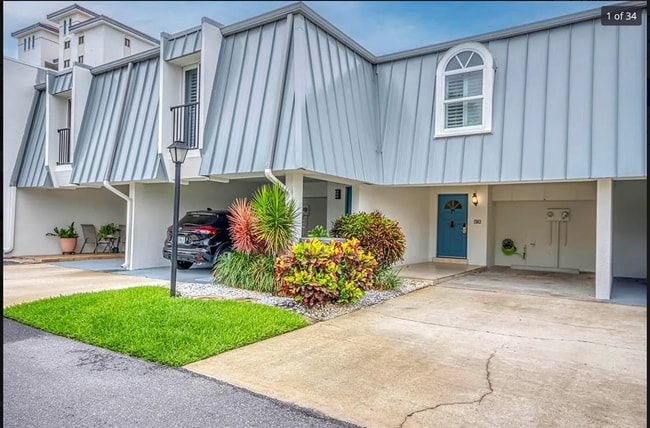 property at 382 Golfview Rd
