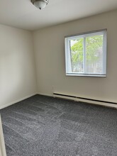 1609 River Rd, Unit 4 in St Clair, MI - Building Photo - Building Photo