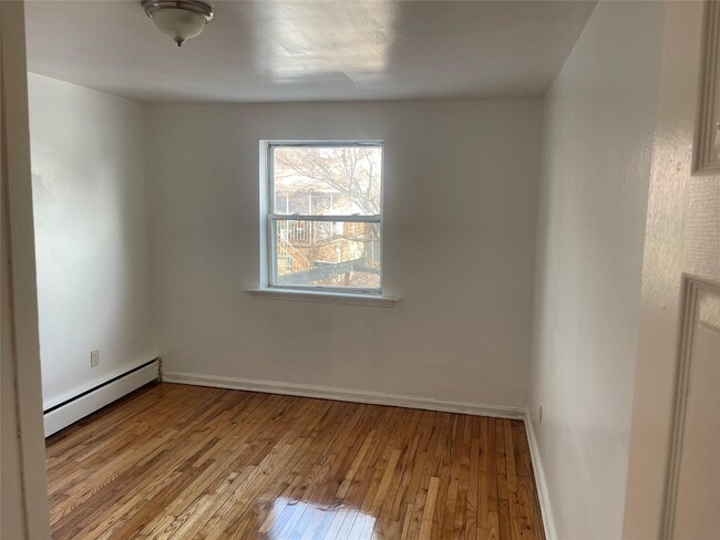 3928 Monticello Ave in Bronx, NY - Building Photo - Building Photo