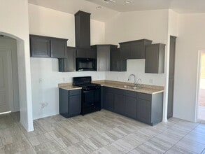 3760 Santa Anna Pl in San Luis, AZ - Building Photo - Building Photo