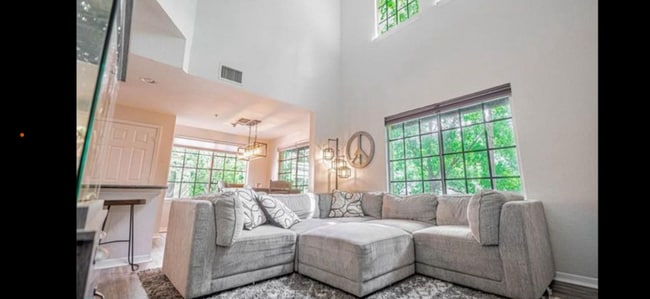 5202 Hampton Beach Pl in Tampa, FL - Building Photo - Building Photo