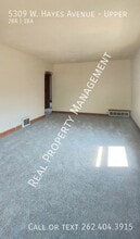 5309 W Hayes Ave in West Allis, WI - Building Photo - Building Photo