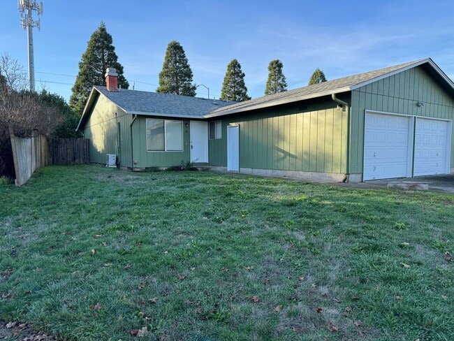 property at 39 Shady Loop