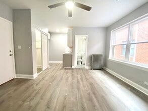 4241 N Kenmore Ave in Chicago, IL - Building Photo - Building Photo