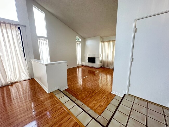 4039 Lamarr Ave in Culver City, CA - Foto de edificio - Building Photo