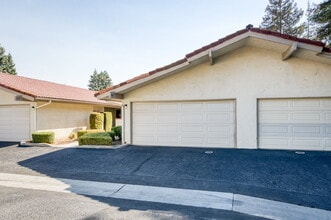 1538 W Herndon Ave in Fresno, CA - Building Photo - Building Photo
