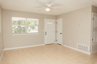 5140 Muldoon St in Crestview, FL - Building Photo - Building Photo