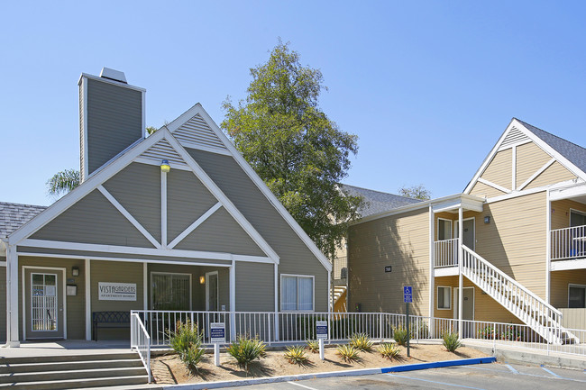 Vista Gardens Apartments in Hemet, CA - Building Photo - Building Photo