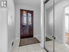 157 Hillmount Ave in Toronto, ON - Building Photo - Building Photo