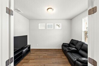 11623 Folsom Pass in San Antonio, TX - Building Photo - Building Photo