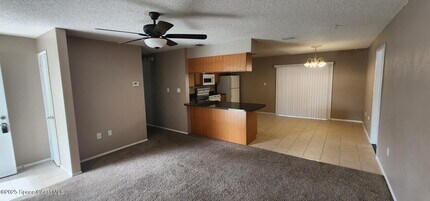 135 S Suzanne Ct in Merritt Island, FL - Building Photo - Building Photo