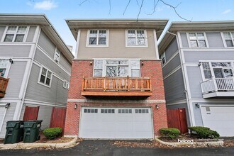 4922 S Cornell Ave in Chicago, IL - Building Photo - Building Photo