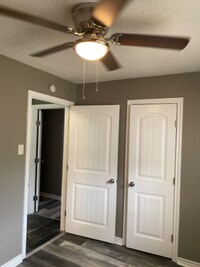 304 Furlong Dr photo'