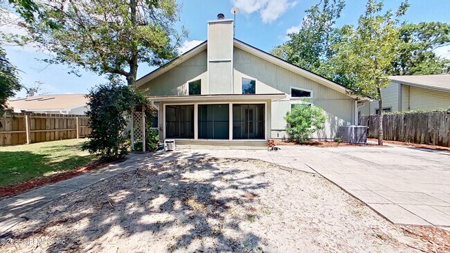 3155 Hampstead Dr in Jacksonville, FL - Building Photo - Building Photo