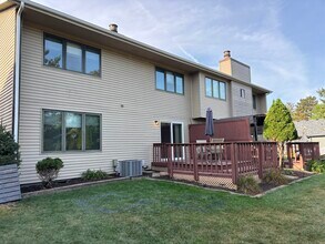 6172 Brynwood Dr in Rockford, IL - Building Photo - Building Photo