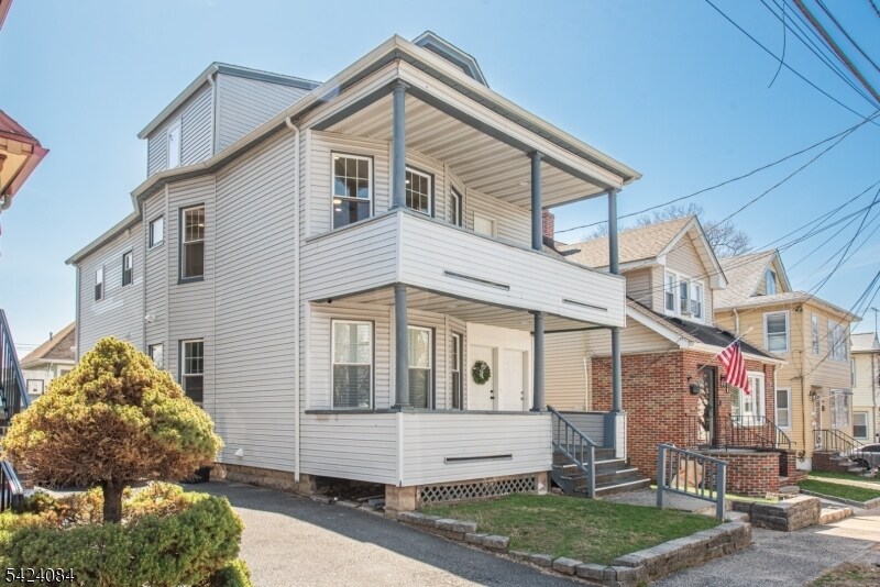 39 Beekman St in Bloomfield, NJ - Building Photo