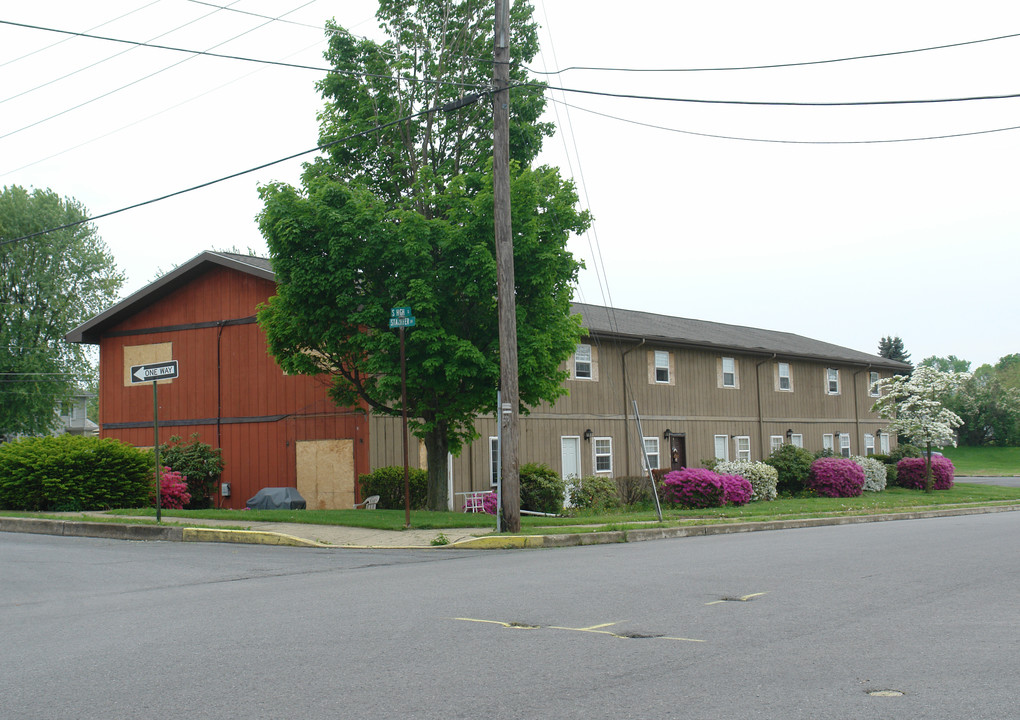 629 S High St in Selinsgrove, PA - Building Photo