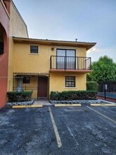 5100 W 12th Ln in Hialeah, FL - Building Photo - Building Photo