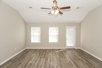 9831 Riggan Dr in Olive Branch, MS - Building Photo - Building Photo