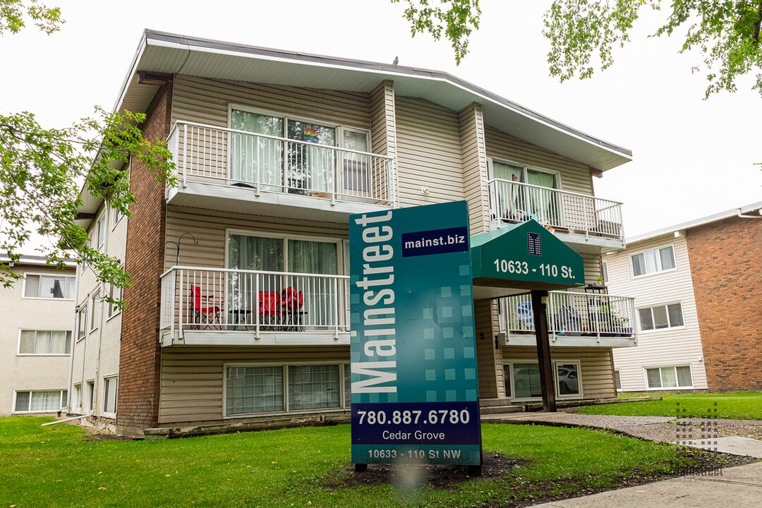 Cedar Grove in Edmonton, AB - Building Photo