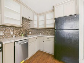 803 W 28th St in Austin, TX - Building Photo