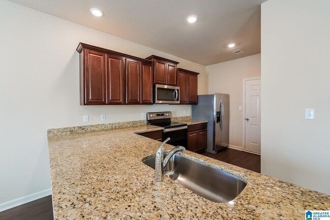 484 Clover Cir in Springville, AL - Building Photo - Building Photo