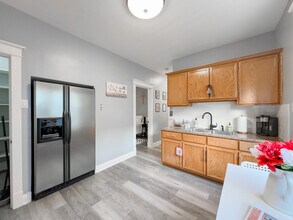 2039 W 23rd St, Unit M07H in Chicago, IL - Foto de edificio - Building Photo