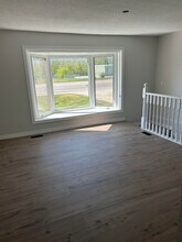 371 Mill St in Angus, ON - Building Photo - Building Photo