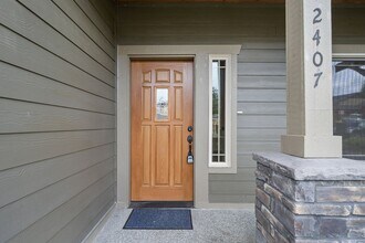 2407 NE Confucius Way in Poulsbo, WA - Building Photo - Building Photo