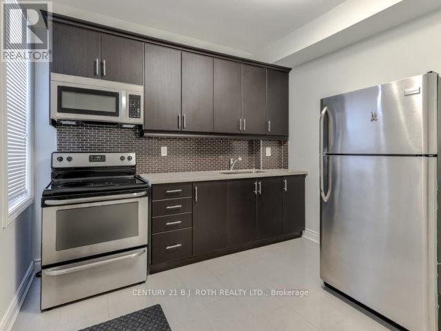 603 Ossington Ave in Toronto, ON - Building Photo - Building Photo