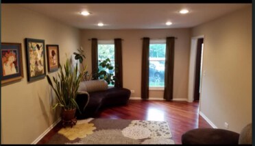 1915 Ivy Way in Glenview, IL - Building Photo - Building Photo